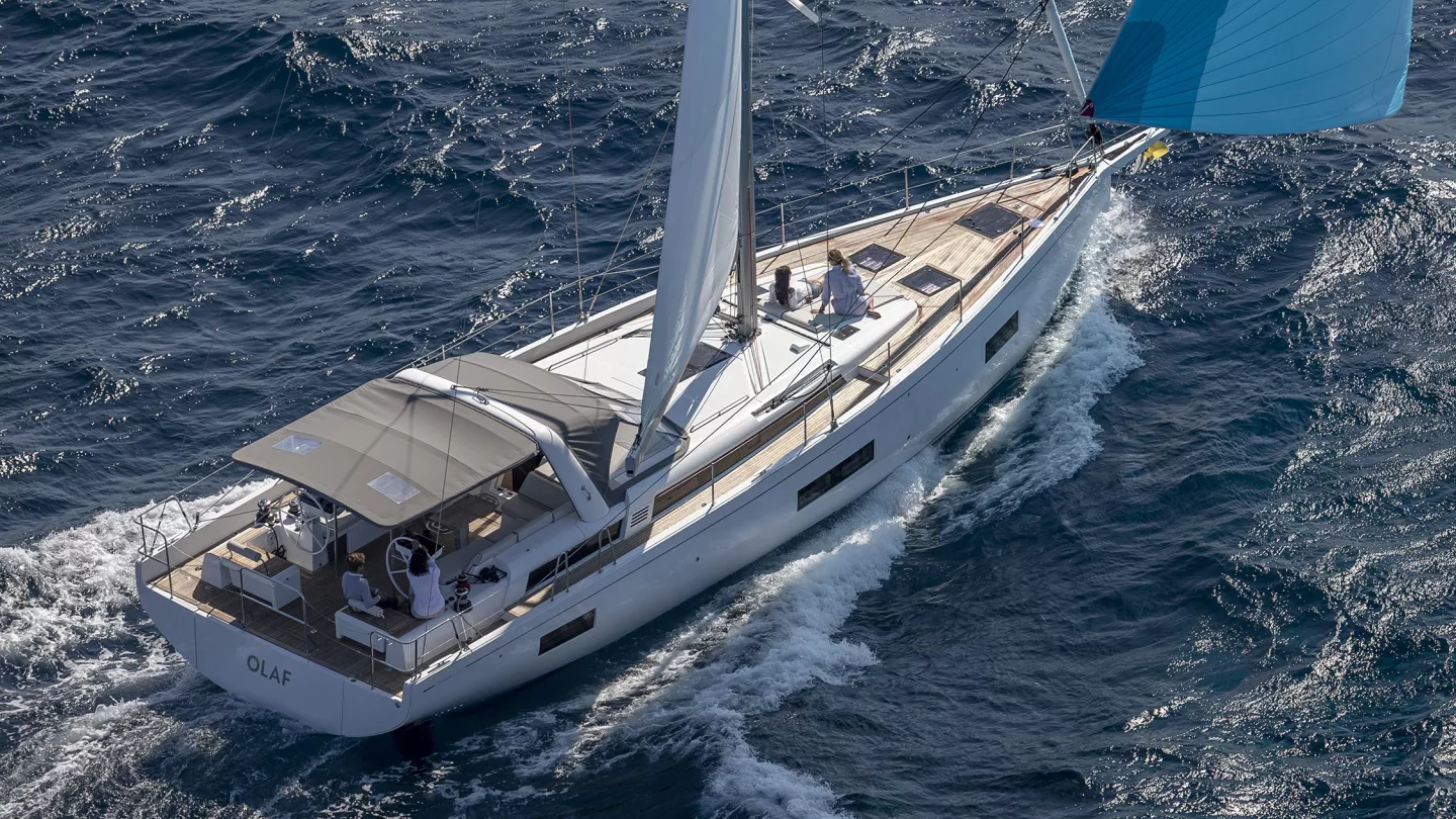 Oceanis Yacht 54